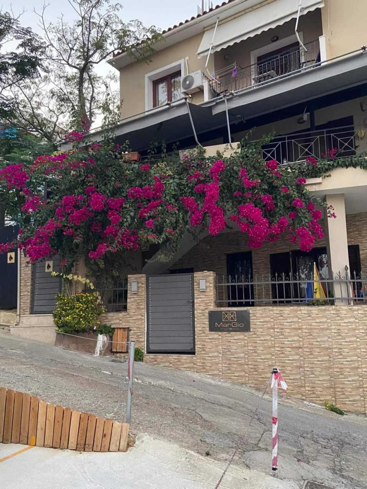 Margio Skiathos Apartments Exterior photo